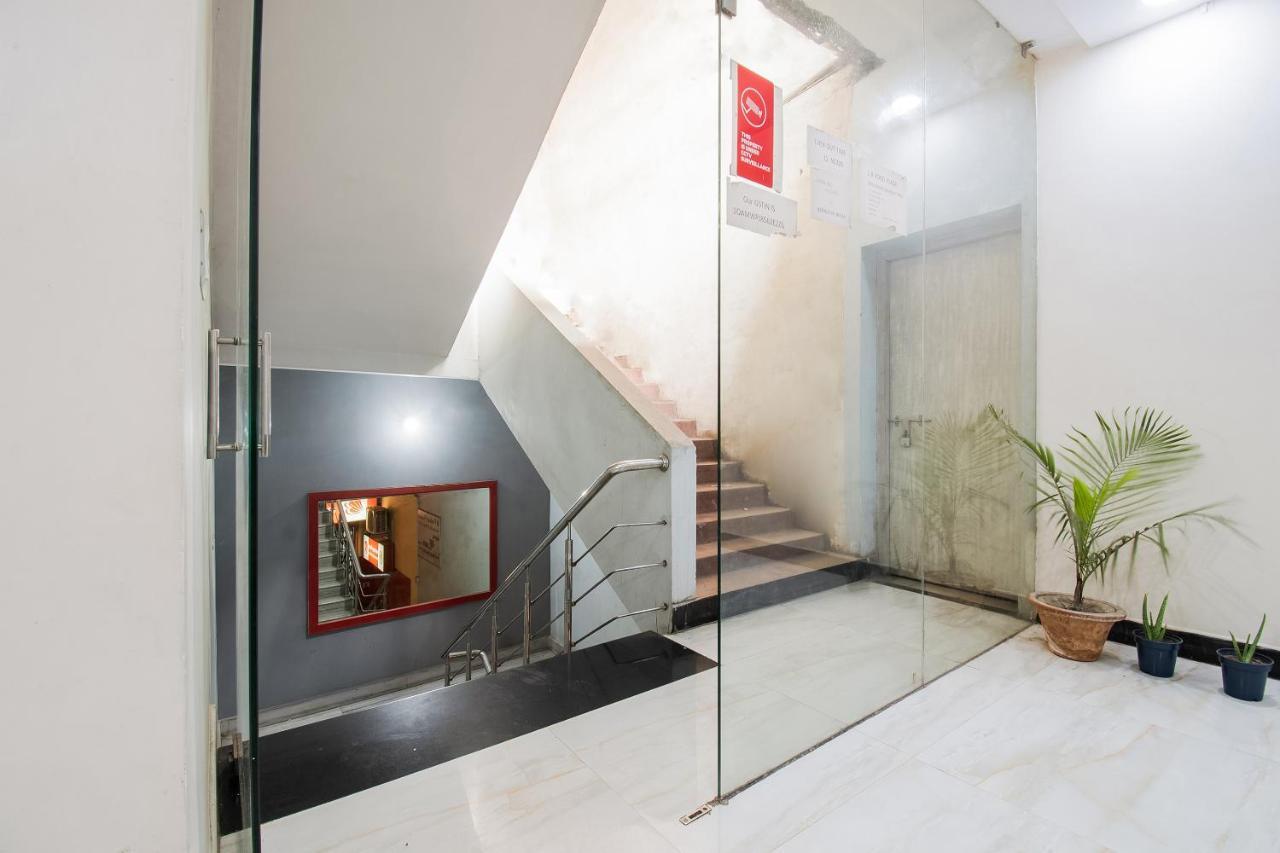 Oyo 44287 Hotel Aarav Plaza Muzaffarpur Exterior photo