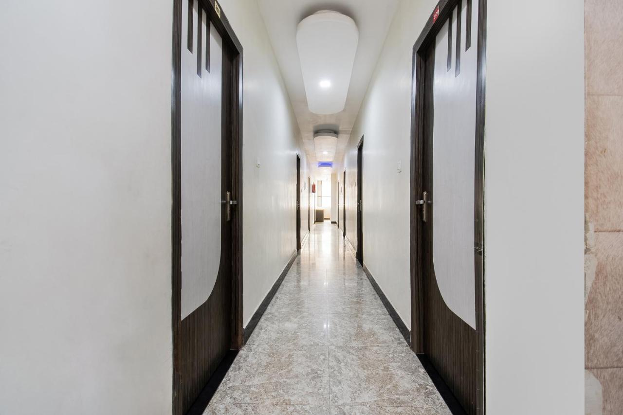 Oyo 44287 Hotel Aarav Plaza Muzaffarpur Exterior photo